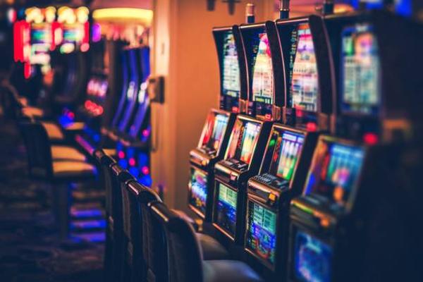 What Sets the best online casino sites Singapore Apart