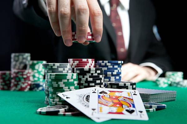 best online casino sites Singapore Advice for Players Comparing Their Options For anyone starting their research
